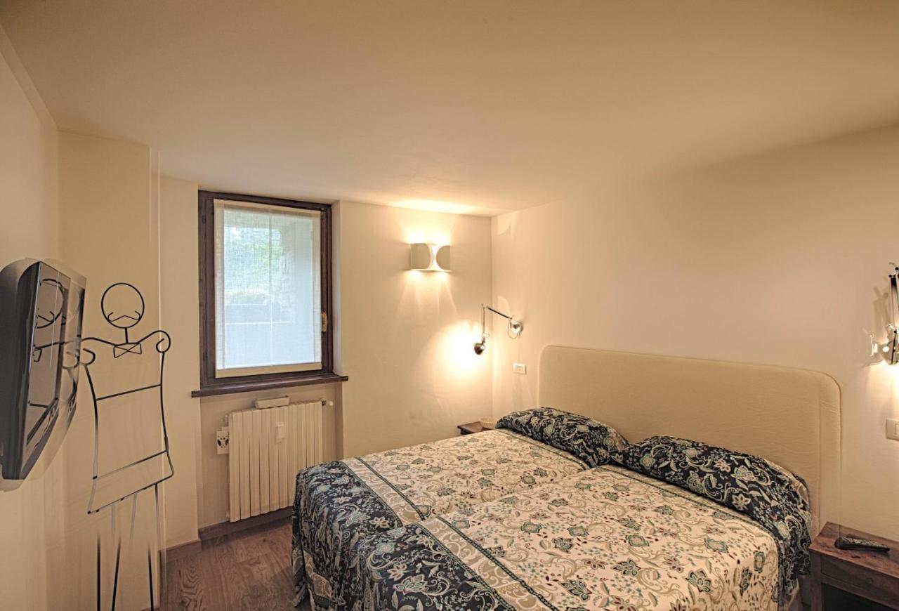 Joivy Superb Apartments For 6 With Mountain View And Garden In Courmayeur Exterior photo