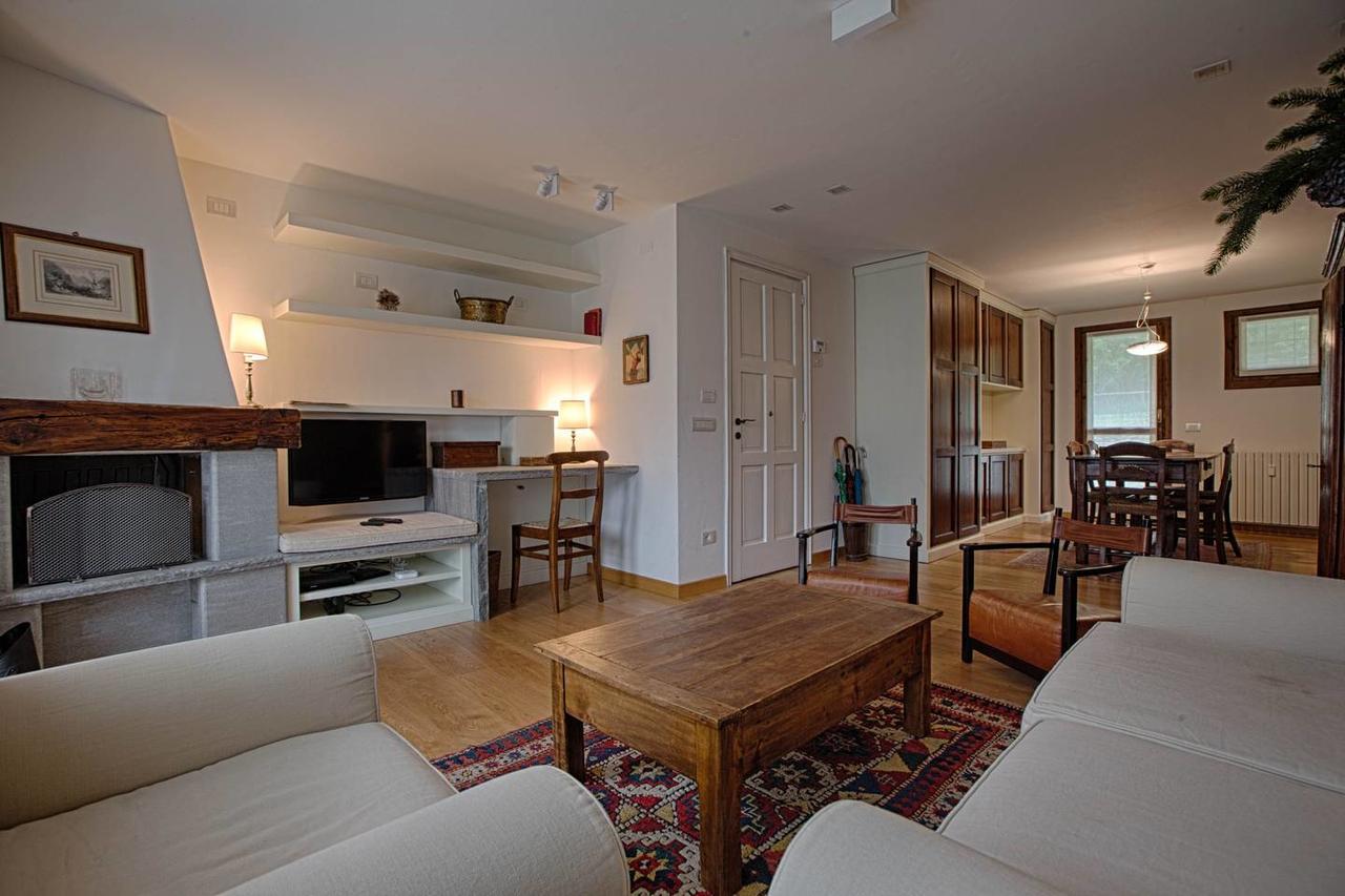 Joivy Superb Apartments For 6 With Mountain View And Garden In Courmayeur Exterior photo